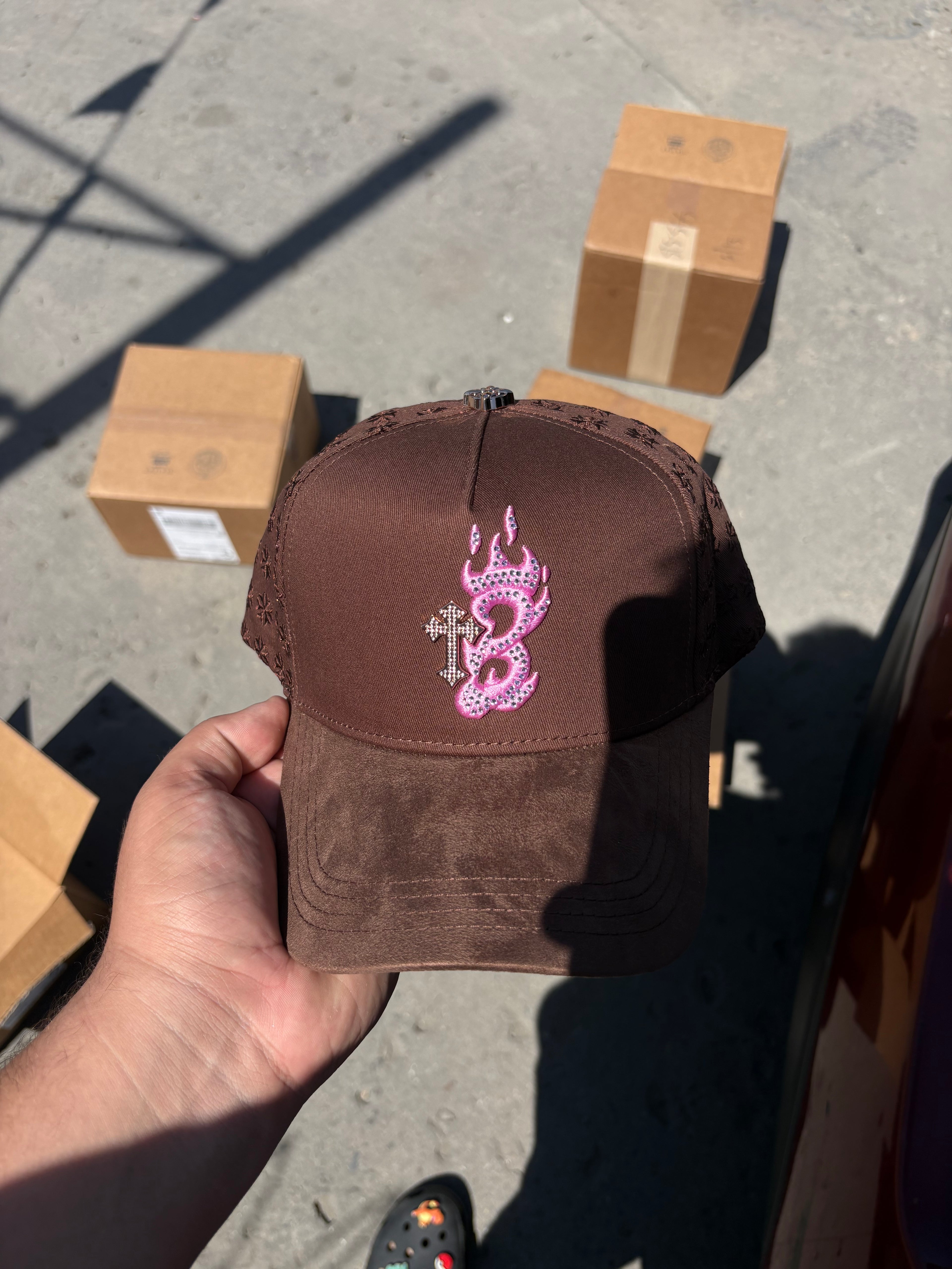 Barbas hats “B cross pink”