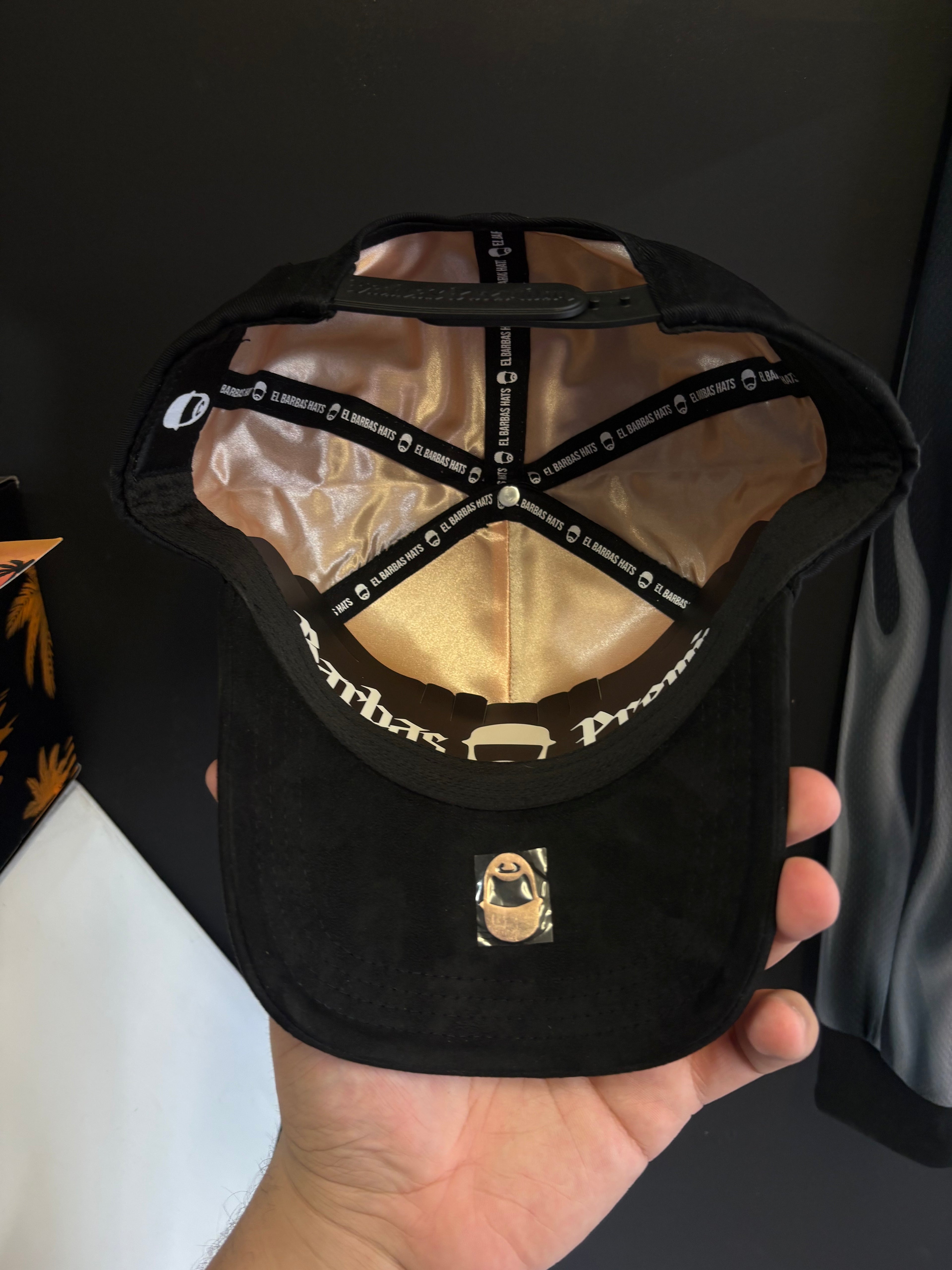 Barbas hats- B star